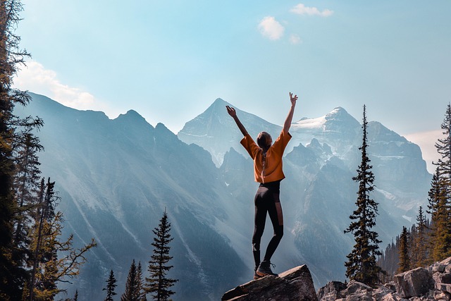 Canada Resorts for Couples With Mountain View