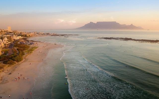 Cape Town Hotels With Ocean View and Mountain Backdrop