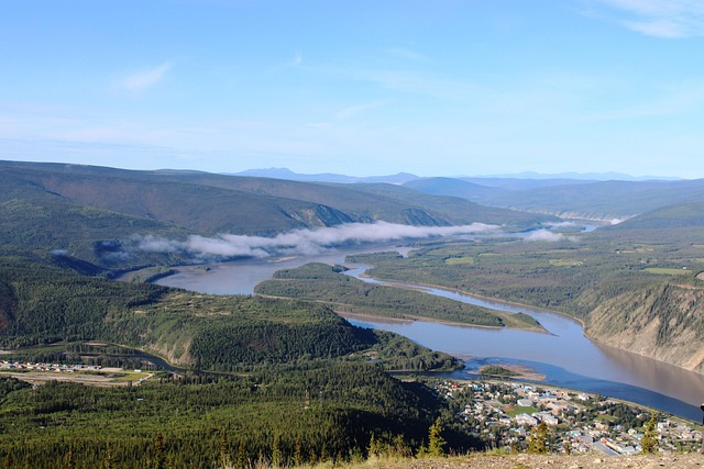 Yukon Resorts for Solo Travelers Northern Lights